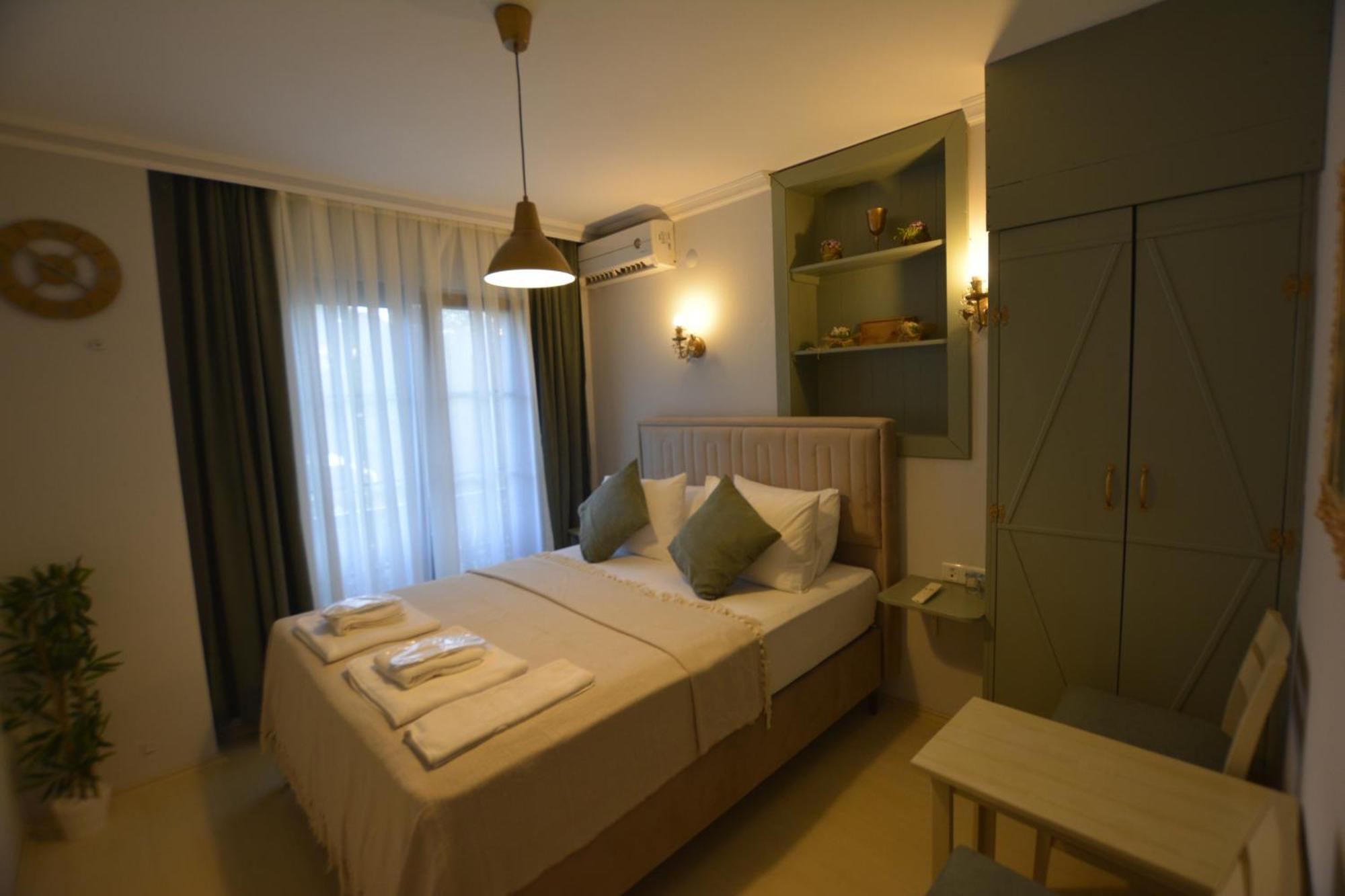 Agva Piazza Hotel Buitenkant foto
