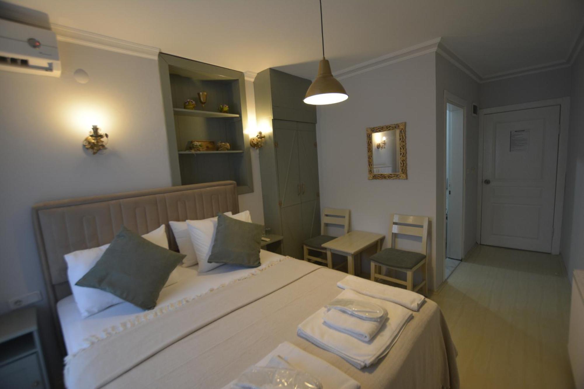 Agva Piazza Hotel Buitenkant foto