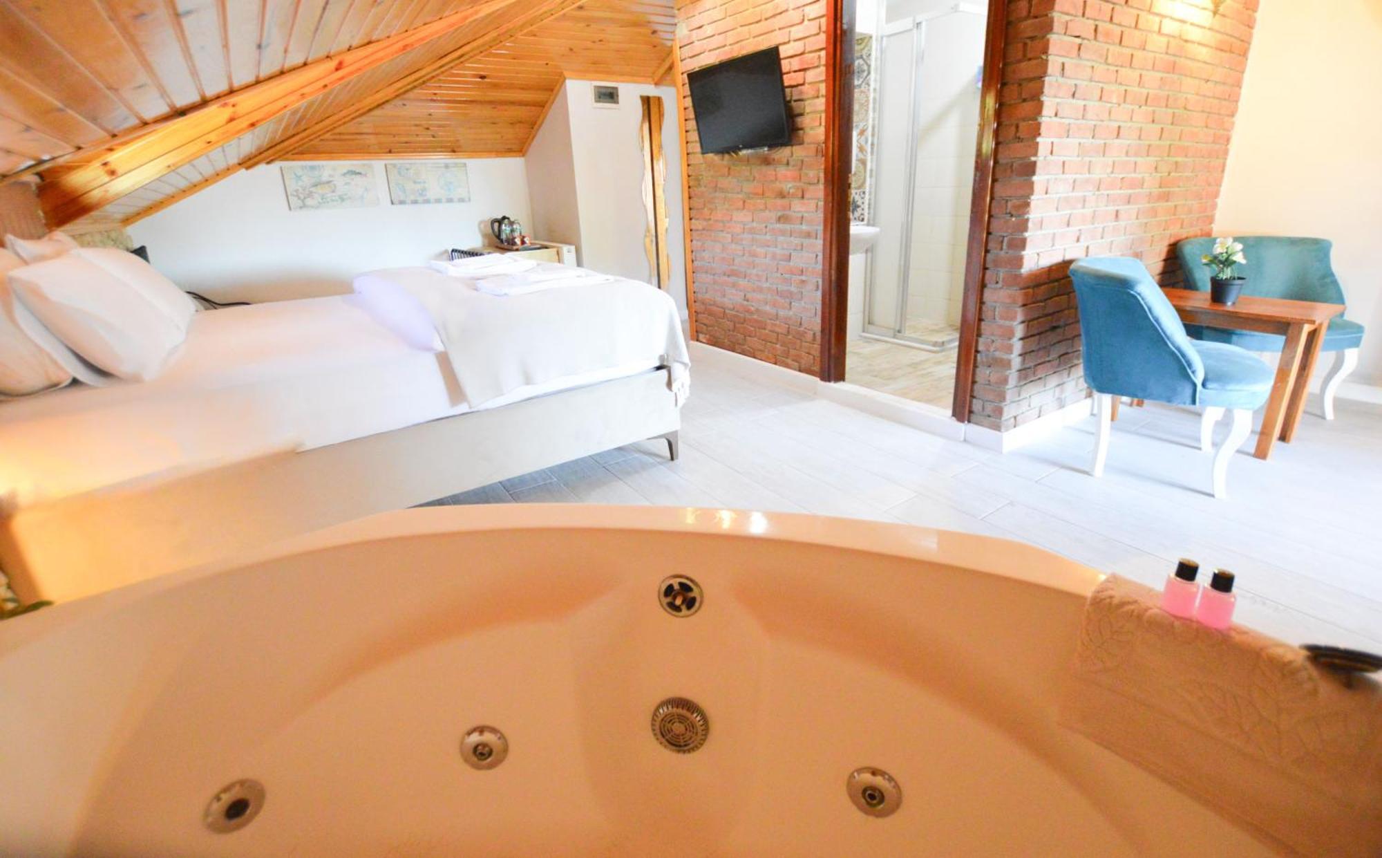 Agva Piazza Hotel Buitenkant foto
