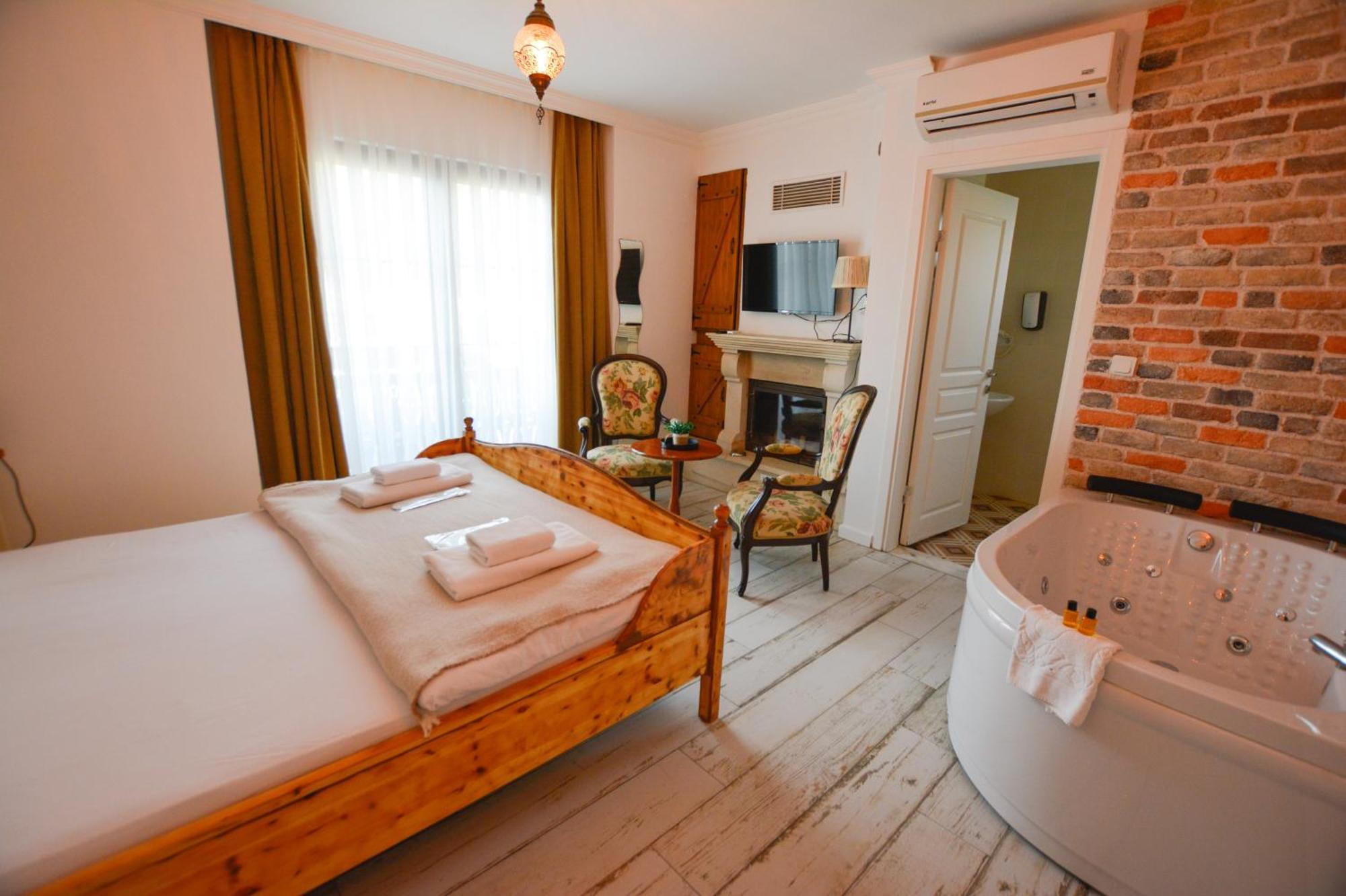 Agva Piazza Hotel Buitenkant foto