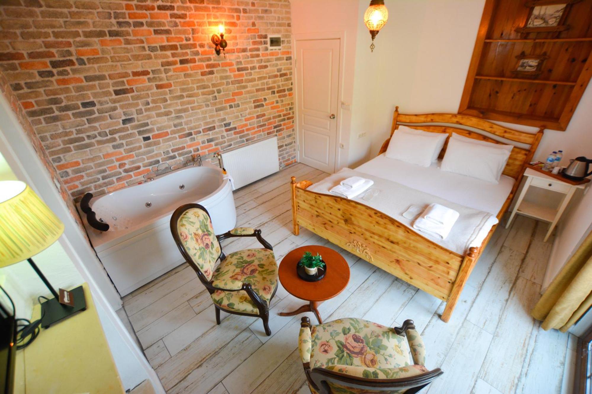 Agva Piazza Hotel Buitenkant foto