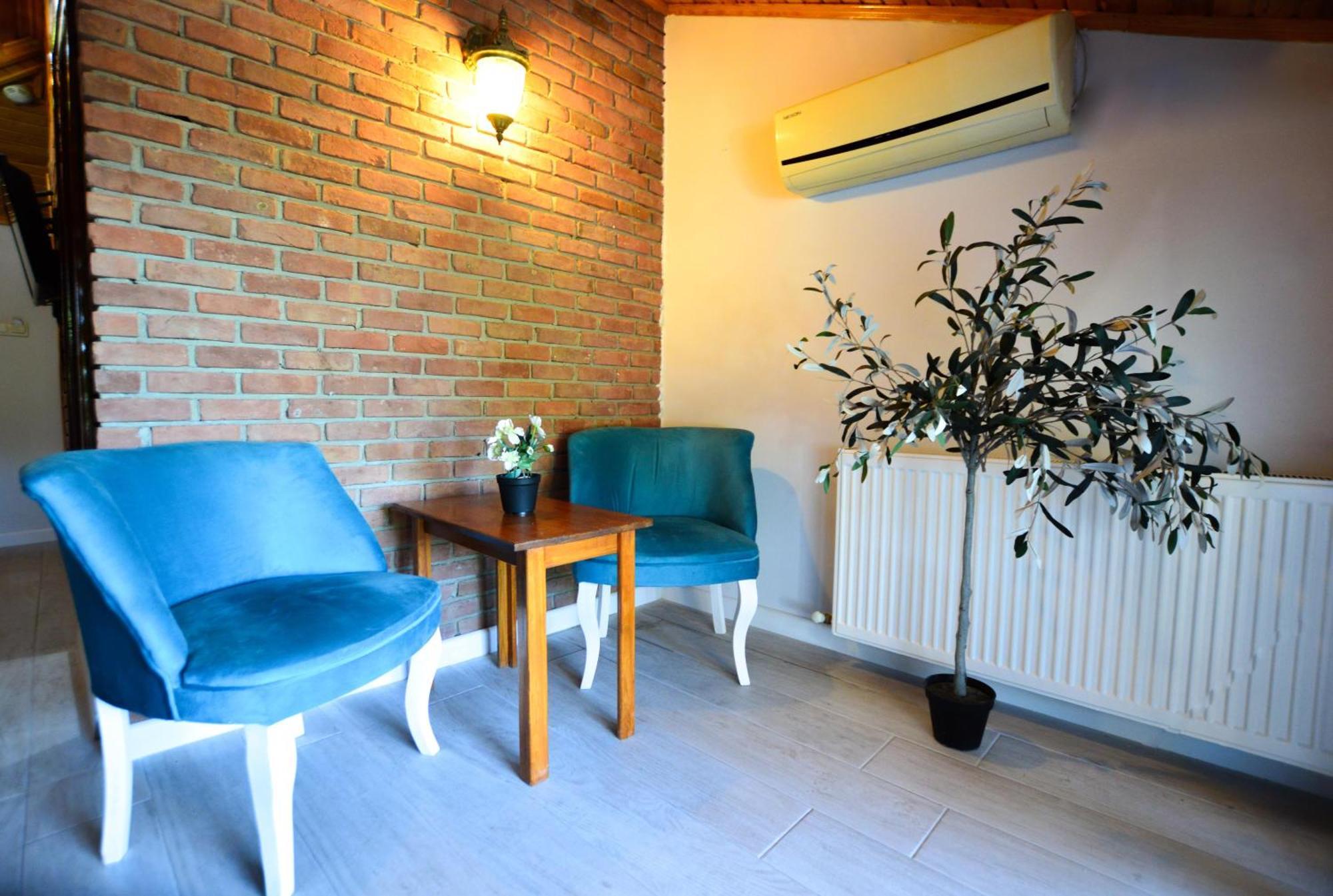 Agva Piazza Hotel Buitenkant foto