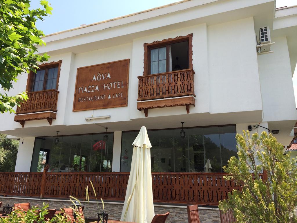 Agva Piazza Hotel Buitenkant foto